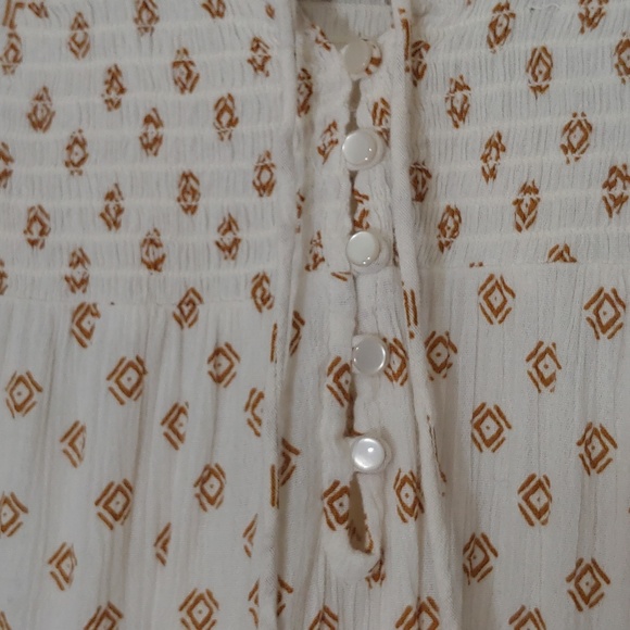 Red Camel blouse - Picture 2 of 7